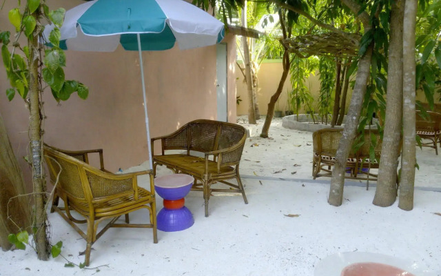Dhon Fulhafi Inn