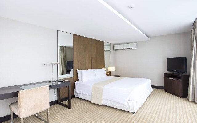 The Narathiwas Hotel & Residence Sathorn Bangkok