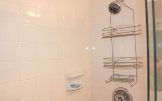 Jamaica Royale 099 - 2 Br Condo