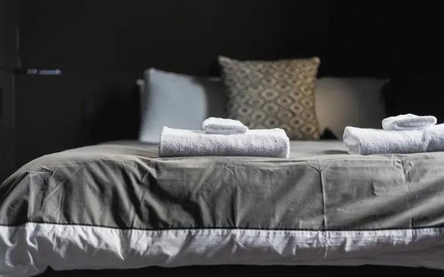 Deluxe Inner-city Apartment on Moray