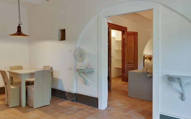 Secluded Apartment in Anghiari With Swimming Pool