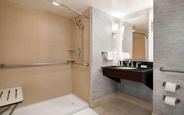 Embassy Suites by Hilton Brunswick