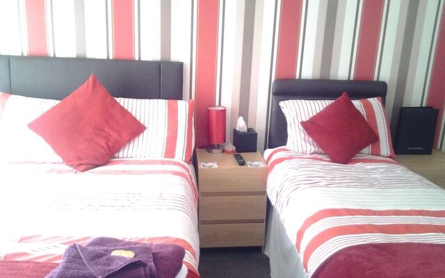 Twin Palms Guesthouse