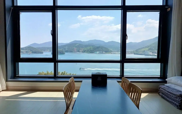 Tongyeong Bridge Hotel