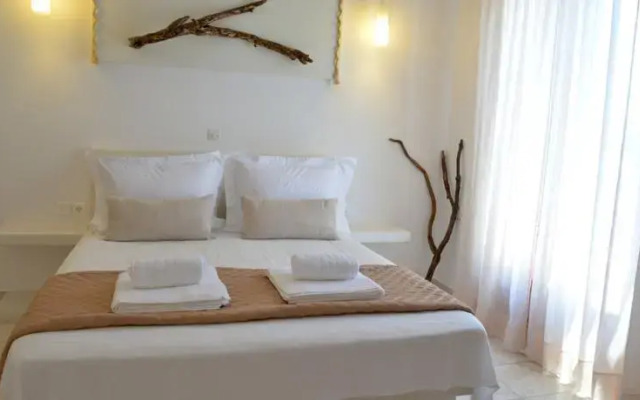 Niki Rooms