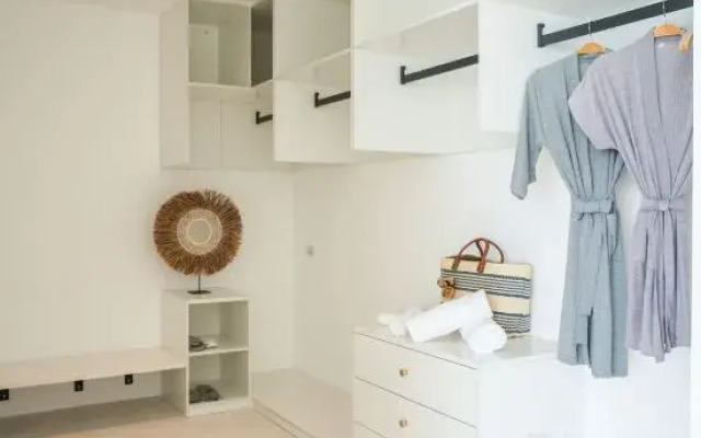 5House:A luxury beachfront villa on Samui