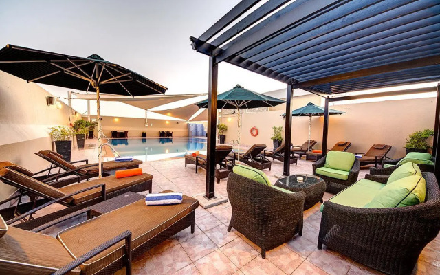 Al Khoory Hotel Apartments