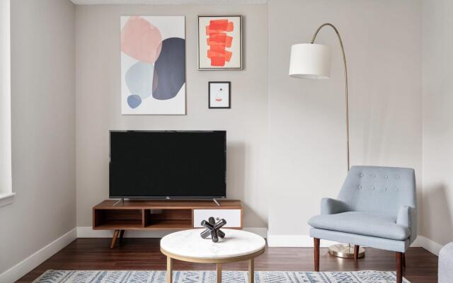 Chicago | Comfy Studio River North Apartment