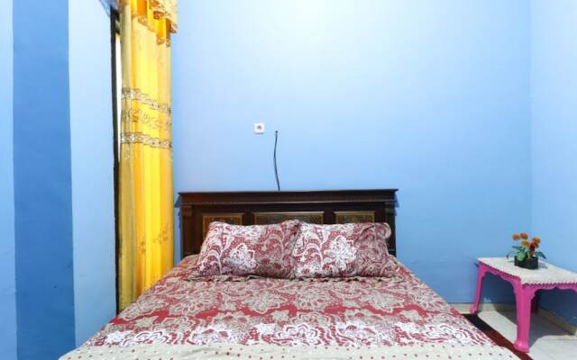 Diksa Homestay Malang