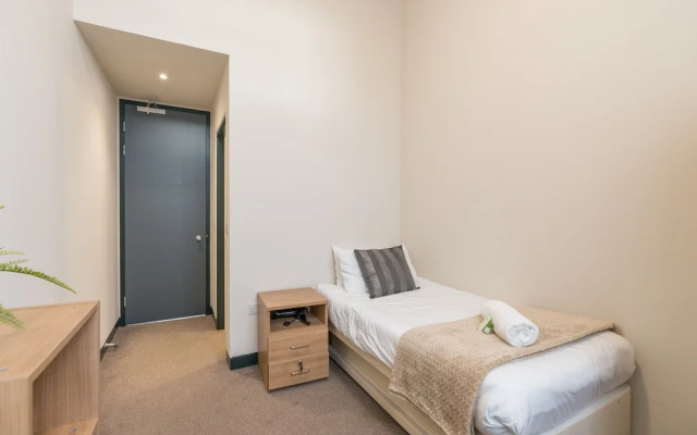 JOIVY Meadows Park En-Suite Rooms