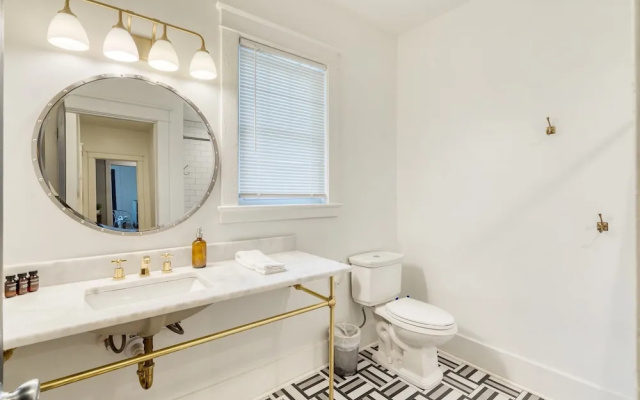 Heirloom by Avantstay Mins to Downtown Nashville