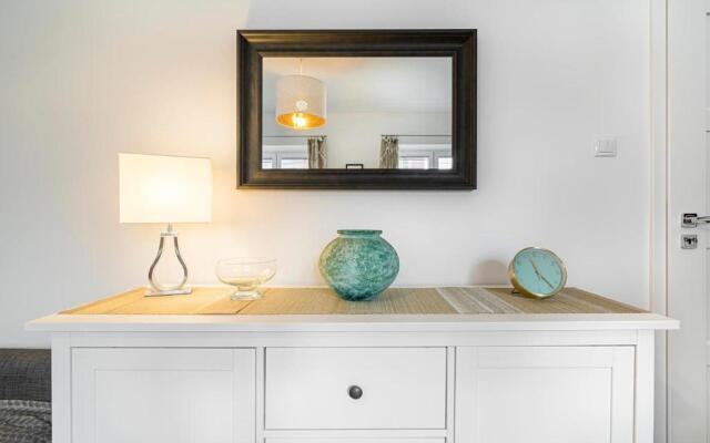 BillBerry Apartments - Four Lions