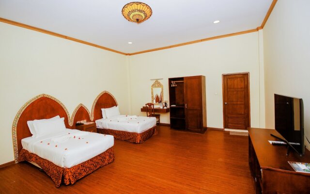 Royal Emerald River View Resort
