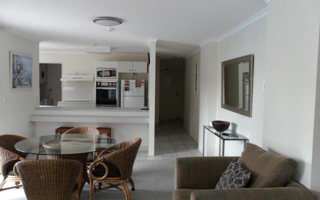 Grosvenor Beachfront Apartments
