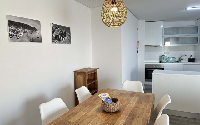 Iva's Panoramic Sesimbra - Trip2Portugal