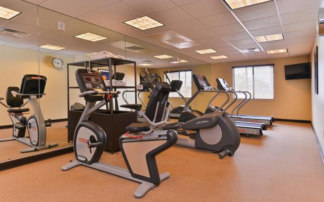 Holiday Inn Express & Suites Indio - Coachella Valley by IHG