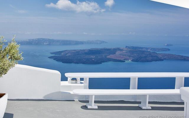 Katikies Chromata Santorini - The Leading Hotels of the World