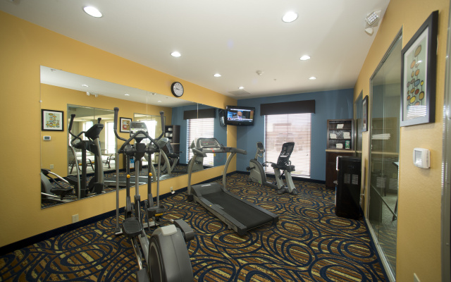 Holiday Inn Express & Suites Morrilton by IHG
