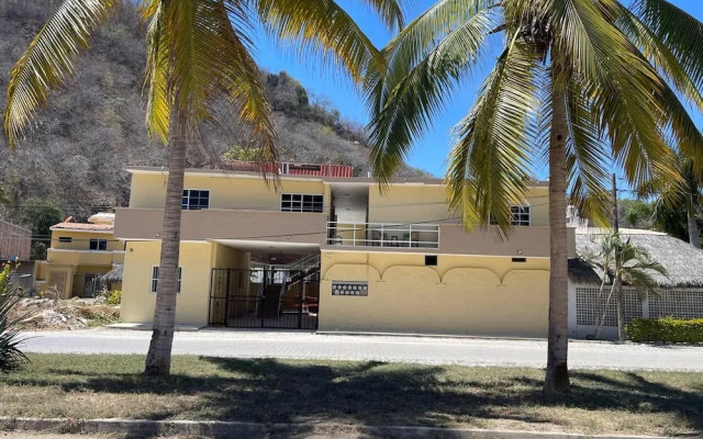 Hotel and Bungalows Palaces