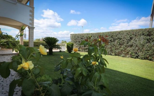 Apartment Lucija