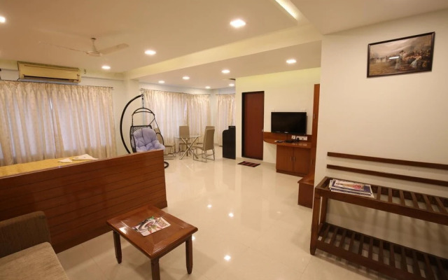 Hotel Kohinoor Square