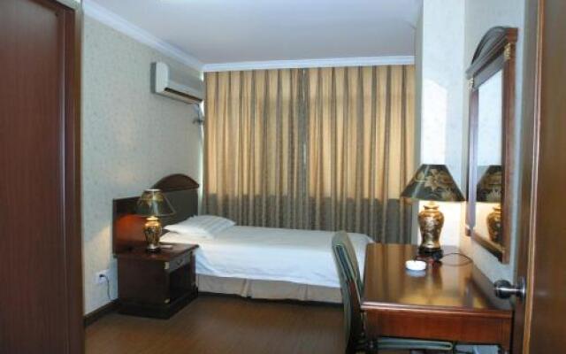 Dongyuan Plaza Hostel