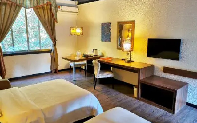 Daxin Mingshi Art Hotel