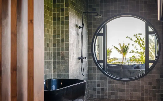Sea View Pool House