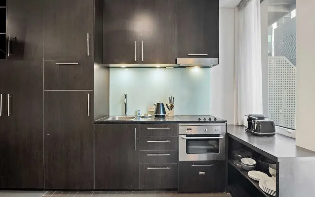 Stylish Central Studio With Gym