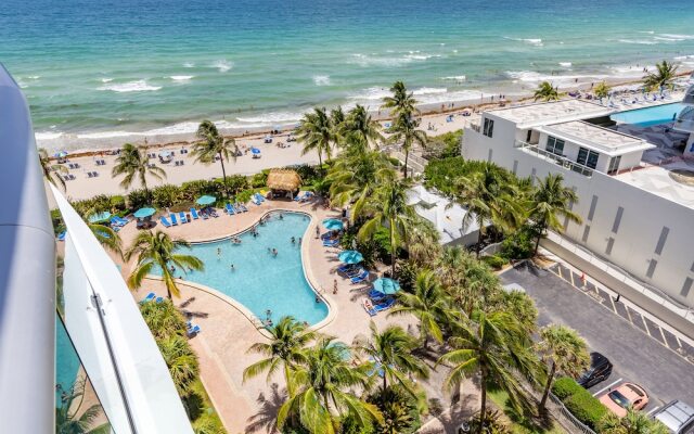 Beautiful Apartment in Hollywood Beach