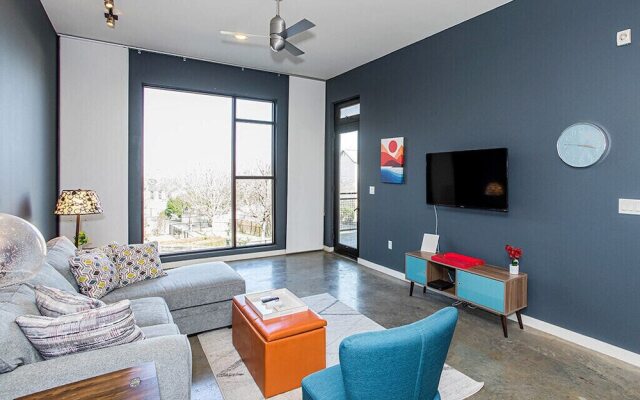 Convenient Condo Near Zilker & Barton Springs!