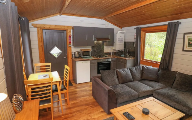 Lakeside Lodge