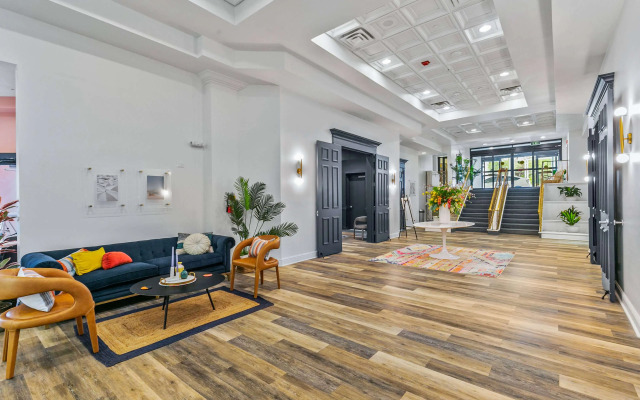 Mulberry, a Wyndham Hotel