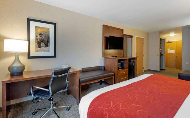 Comfort Suites Anchorage International Airport