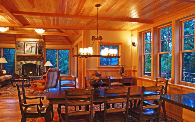 The Mountain Top Inn & Resort