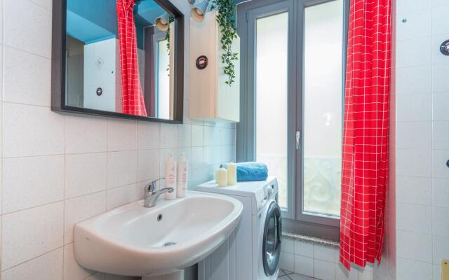 Sunny Apartment by Wonderful Italy