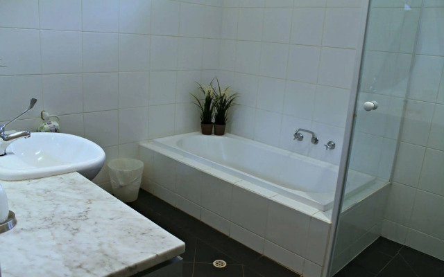 Specialty Accommodation – Adelaide Dress Circle Apartments