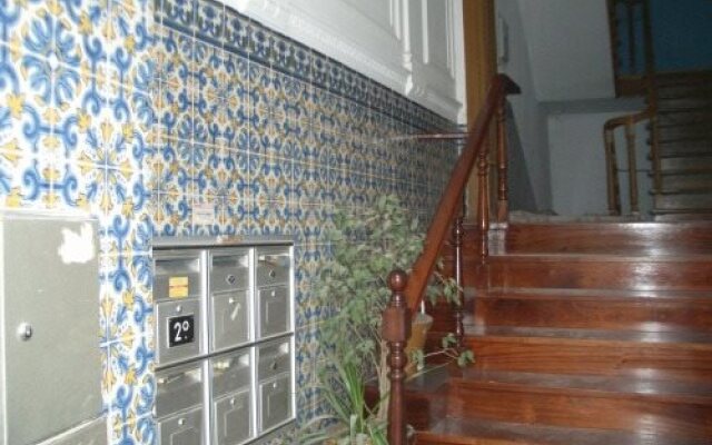 Low Cost Rooms