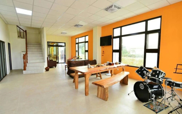 Futian B&B
