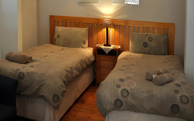 Dempseys Guest House