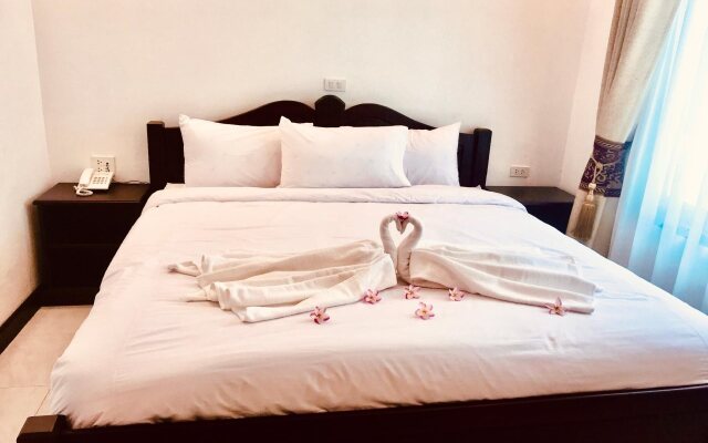 Khung City Hotel