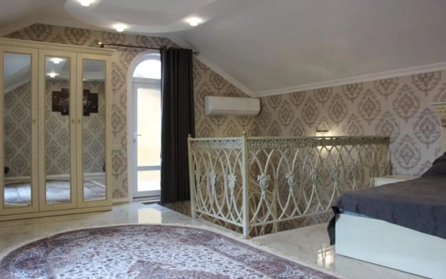 Домик у моря