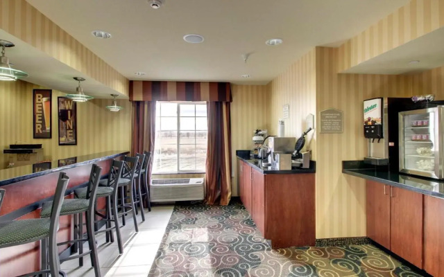 Cobblestone Hotel & Suites - Wayne