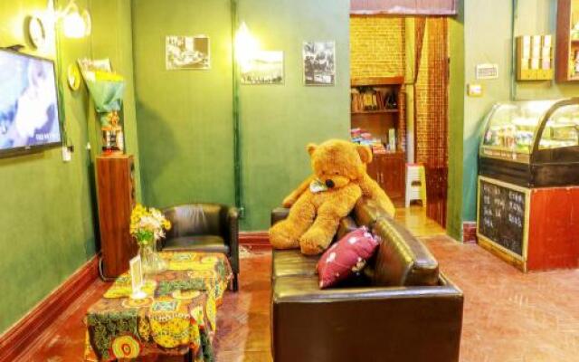 Wuhan Qiaohe Youth Hostel