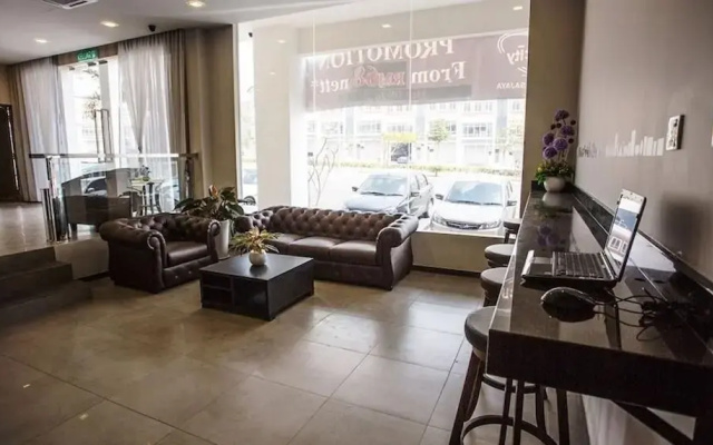 Victory City Hotel Crystal Bay
