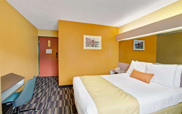 Microtel Inn & Suites by Wyndham Gatlinburg