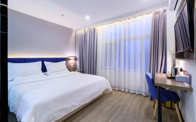 7 Days PremiumBeijing Shangdi Sport University