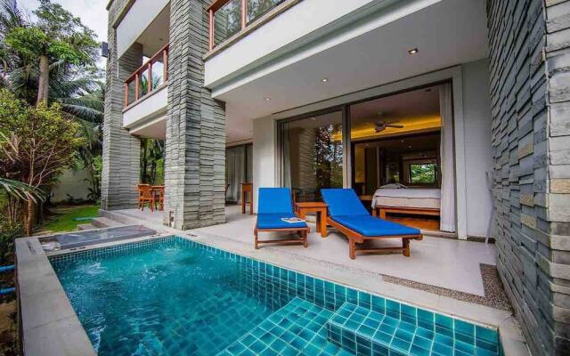 "beachfront 3br Luxe, Jacuzzi Pool On Naithon Beach"