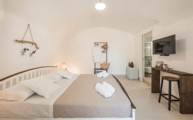 Calacala rooms, restaurant & farm experience