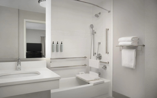 Residence Inn by Marriott BWI Airport